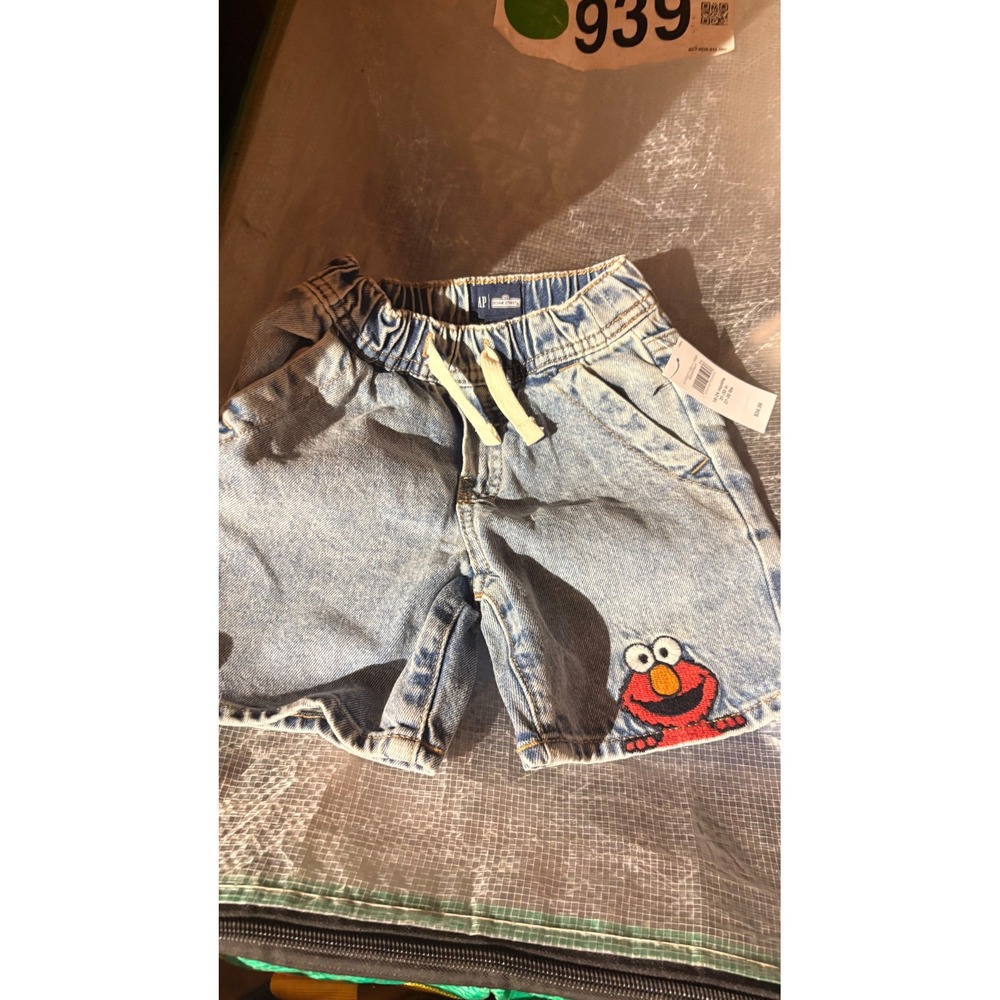 Gap Sesame Street Elmo Cookie Monster Light Wash Denim Shorts 18-24 Months NEW